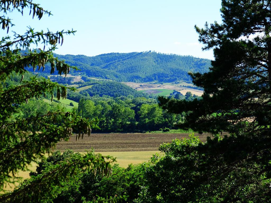 Agriturismo Villa Maria Pia Губбио Экстерьер фото
